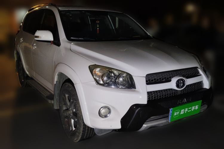 Used Toyota RAV4 2013 Special Edition 2.0L Automatic Classic Front Right 45 Deg