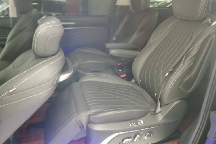 Used SAIC MAXUS G90 2022 2.0T Galaxy Seven-Seater Version