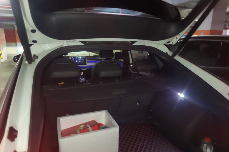 Used Volkswagen Tayron X 2023 330TSI Two-Wheel-Drive Flagship Smart Edition Trunk