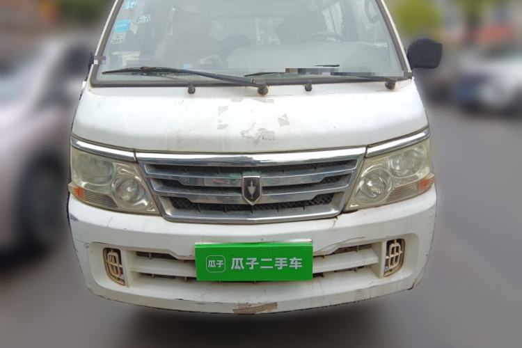 Used Jinbei Hiace 2011 2.0L 5th Generation Kuaiyunwang Luxury Edition 4G19 Front