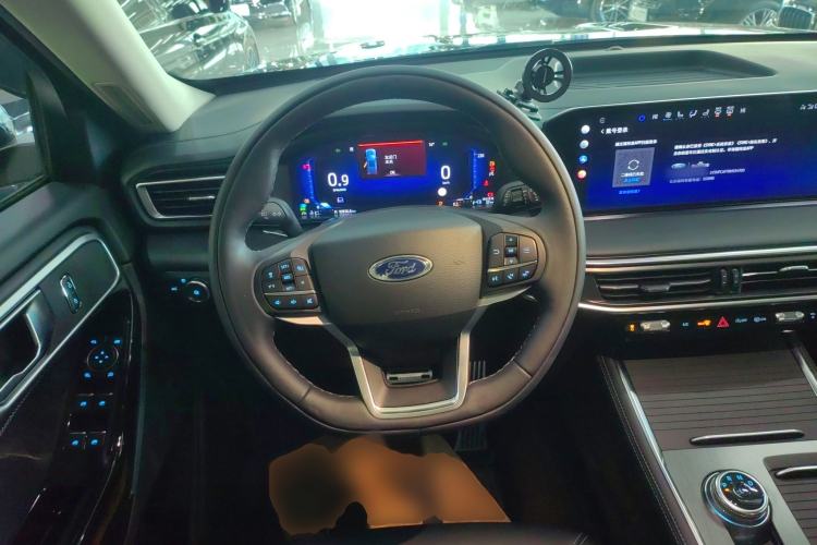 Used Ford Explorer 2024 2.3T EcoBoost All-Wheel Drive Stylish Plus Version 7 Seats