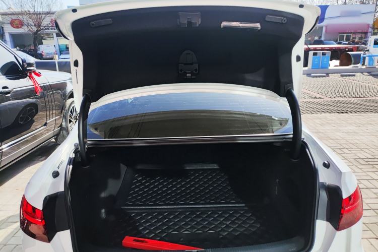 Used Audi A4L 2024 40 TFSI Fashion Dynamic Model
