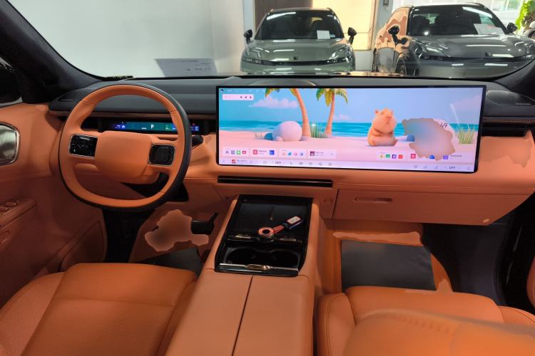 Used Lynk & Co 900 2025 1.5T Ultra Center Console