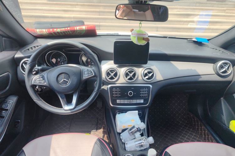 Used Mercedes-Benz CLA 2018 CLA 200 Sport Edition Center Console