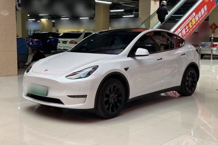Used Tesla Model Y 2023 Long-Range All-Wheel-Drive Version