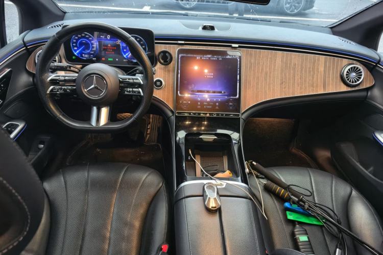 Used Mercedes-Benz EQE 2022 350 Pioneer Edition
