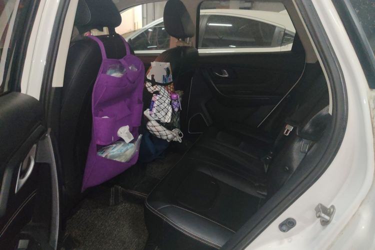 Used Bestune X40 2019 1.6L Automatic Luxury Edition China VI
