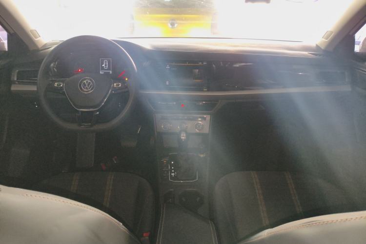 Used Volkswagen Lavida 2021 280TSI DSG Comfort Edition Center Console