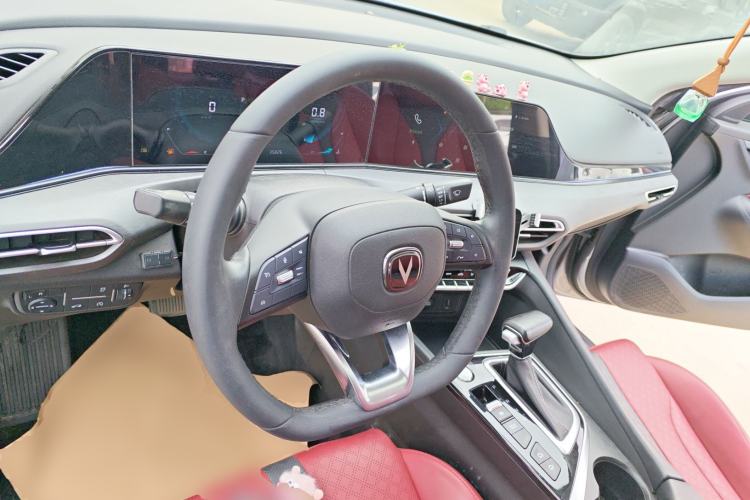 Used CHANGAN Eado 2021 PLUS Blue Whale NE 1.4T GDI DCT Prestige Model Steering Wheel