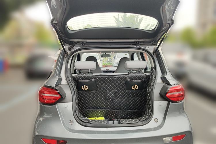 Used Leapmotor T03 2022 Crystal Edition Trunk