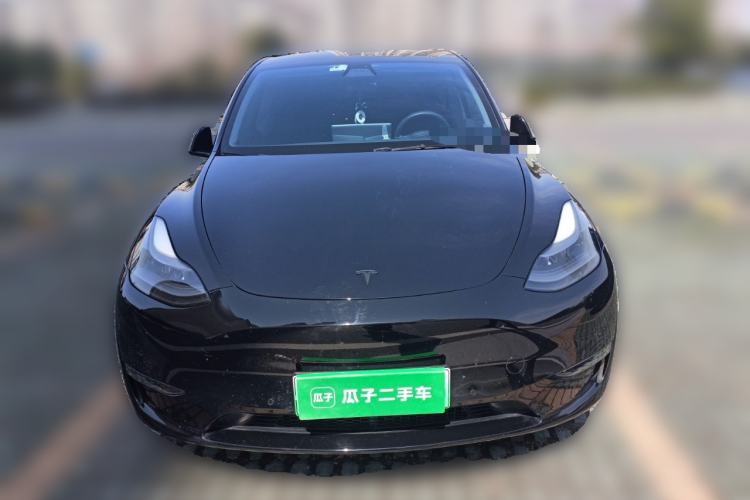 Used Tesla Model Y 2022 Long-Range All-Wheel-Drive Version
