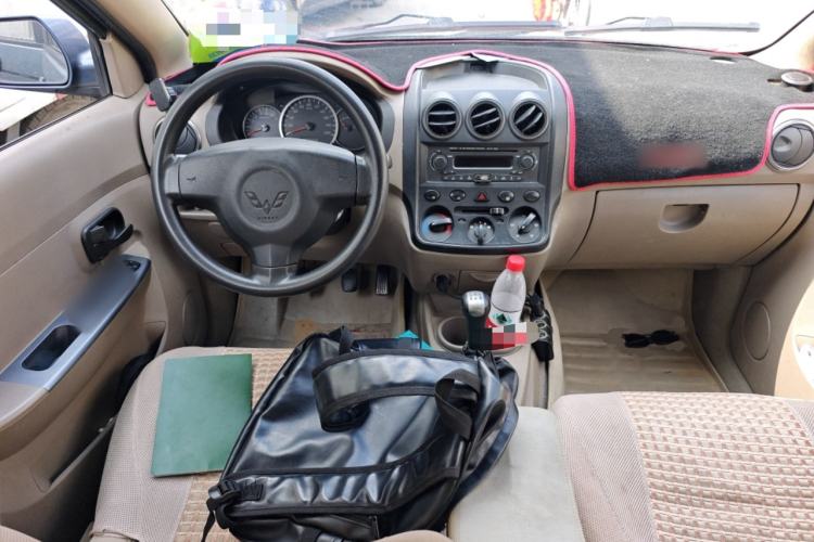 Used Wuling Hongguang 2010 1.4L Comfort Version
