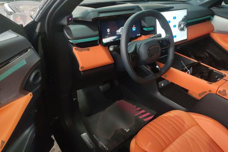 Used Lynk & Co 08 EM-P 2026 Model 210 Four-Wheel Drive Performance Ultra H7 Interior 3