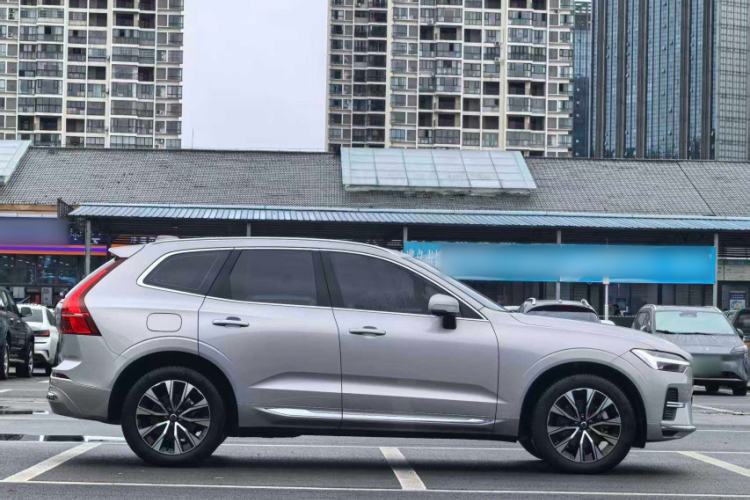 Used Volvo XC60 2023 B5 4x4 Smart Luxury Edition