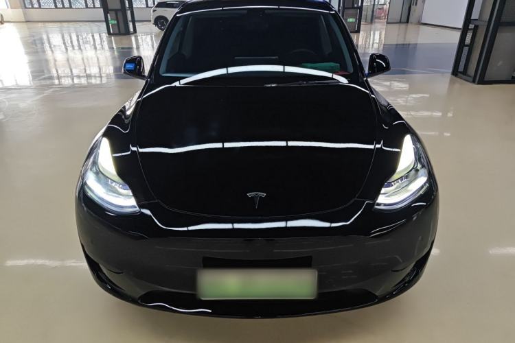 Used Tesla Model Y 2022 Rear-Wheel-Drive Version Front