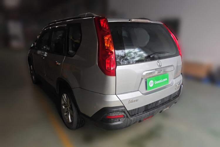 Used Dongfeng Fengdu MX6 2016 2.0L CVT Two-Wheel Drive All-Around Version