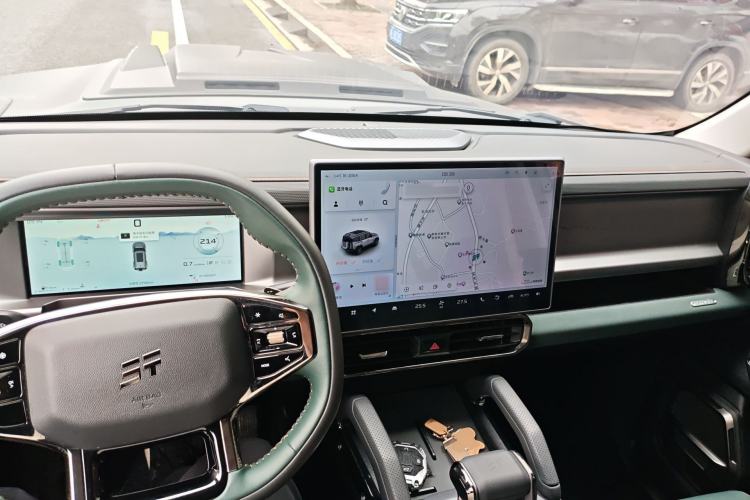 Used JETOUR Traveler 2023 1.5T Two-Wheel Drive Discovery PRO Center Console