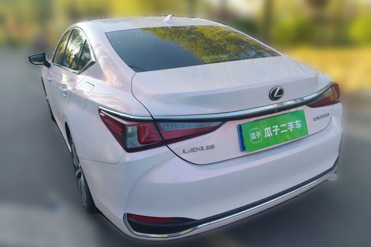 Used Lexus ES 2018 200 Excellence Edition China V Standard Rear Left 45 Deg
