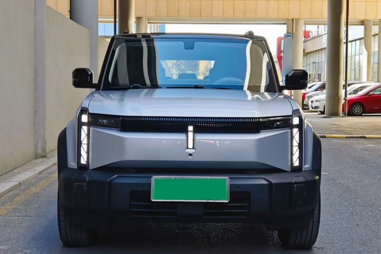 Used iCAR 03 2024 472km Four-Wheel Drive Long-Range Version
