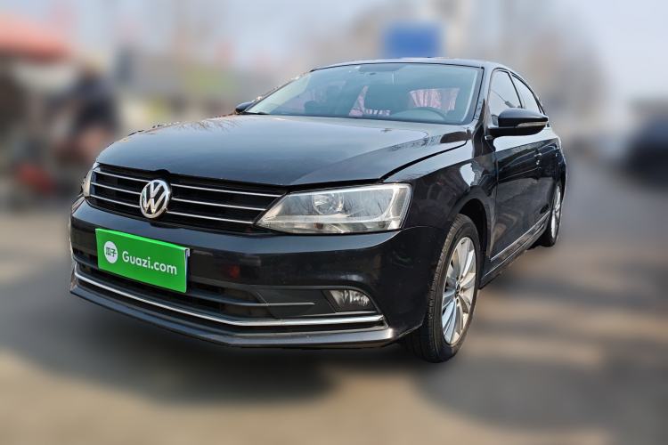 Used Volkswagen Sagitar 2015 1.6L Manual Comfort Model