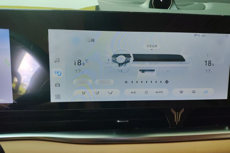 Used VOYAH Dream 2024 PHEV Extended-Range Premium Edition