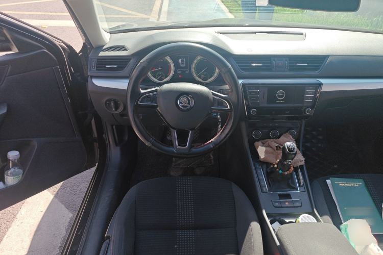 Used Skoda Superb 2018 TSI280 Manual Standard Edition China V Standards
