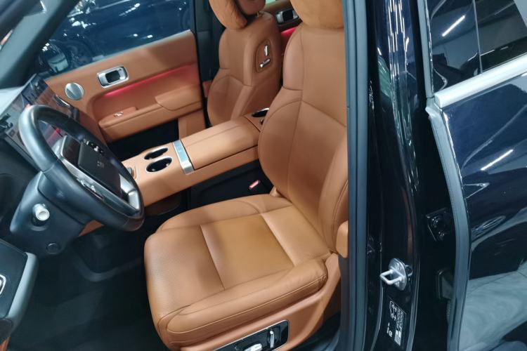 Used Li Auto L8 2023 Pro Model
