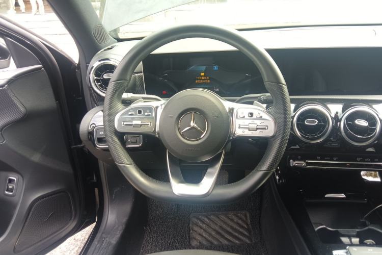 Used Mercedes-Benz A-Class 2019 A 200 L Sport Sedan Steering Wheel