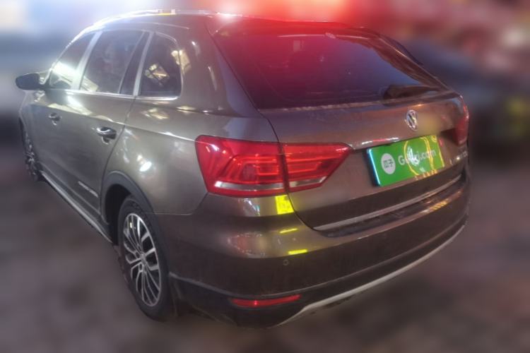 Used Volkswagen Cross Lavida 2014 1.4TSI DSG Rear Left 45 Deg