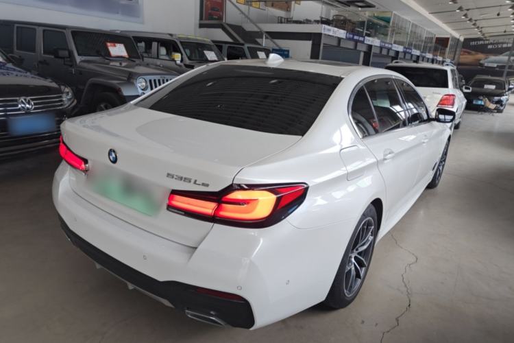 Used BMW 5 Series New Energy 2022 535Le M Sport Package Rear Right 45 Deg