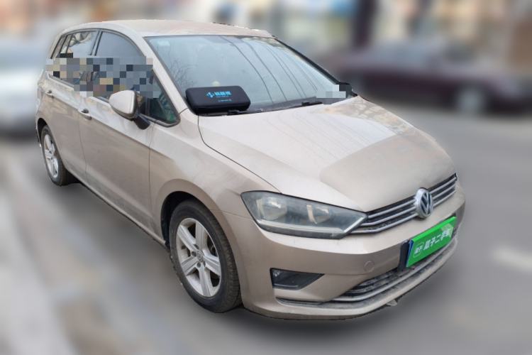 Used Volkswagen Golf Sportsvan 2016 1.6L Automatic Comfort Model Front Right 45 Deg