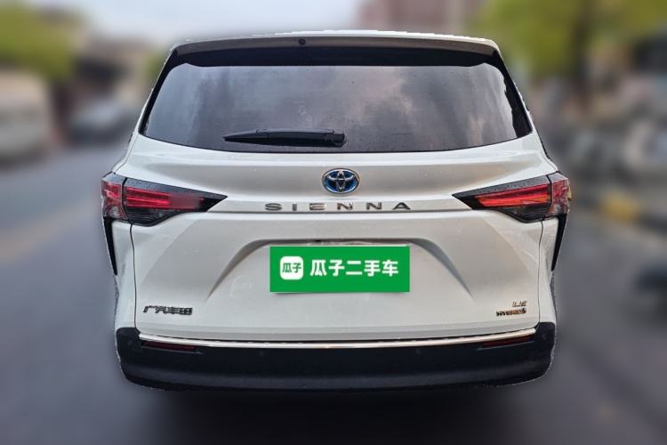 Used Toyota SIENNA 2023 2.5L Hybrid Comfort Edition Rear