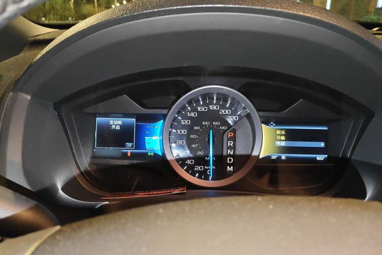 Used Ford Explorer 2013 3.5L Deluxe Model
