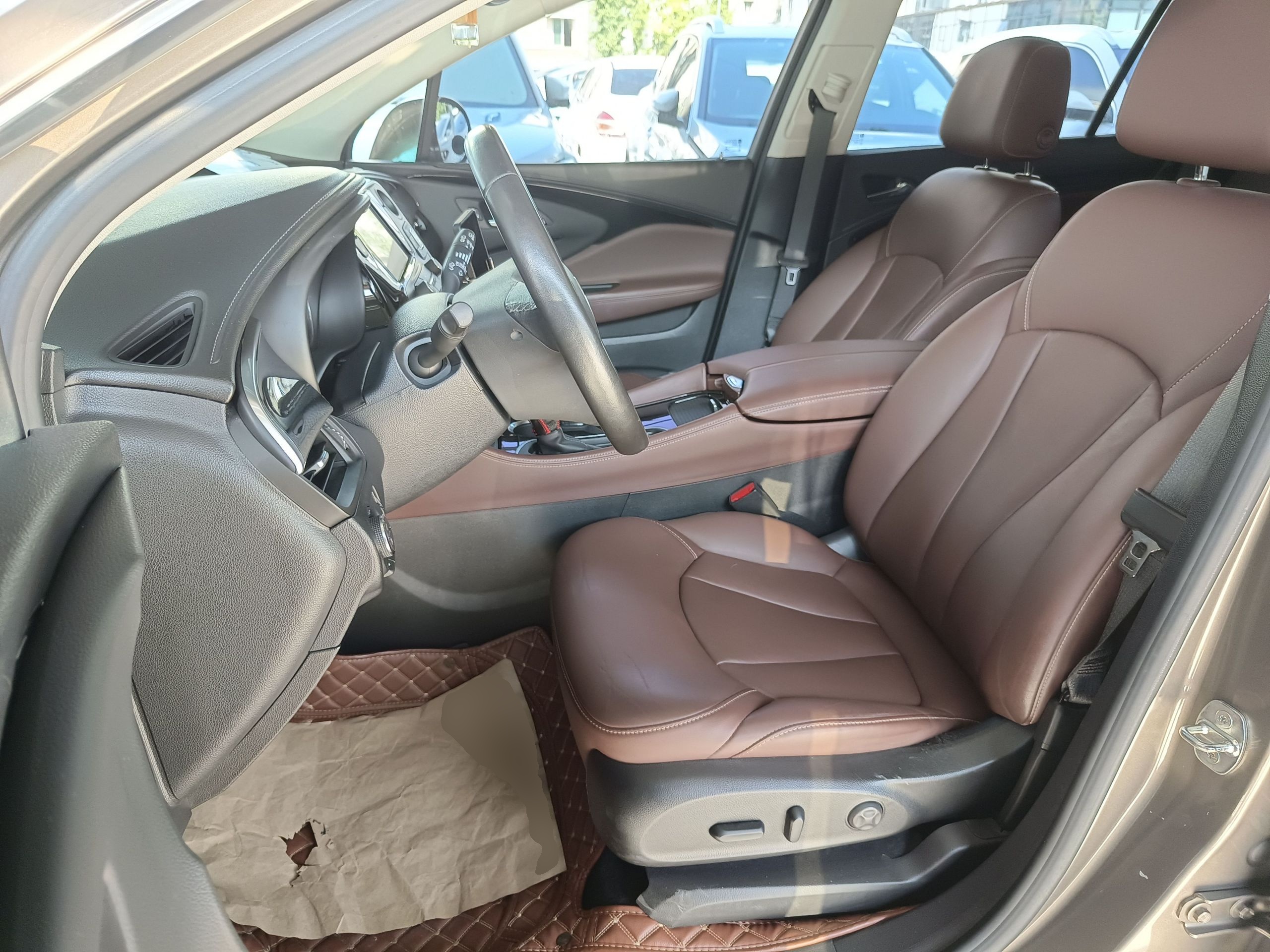 Interior delantero