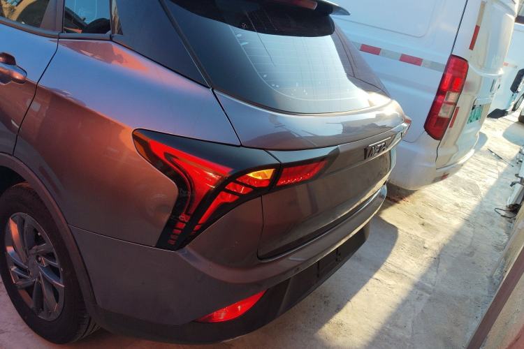 Used NETA V 2022 Standard Range Industry Custom Edition Rear