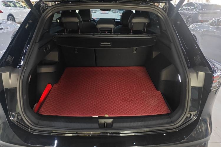 Used Volkswagen Tiguan L 2026 Model, PRO 380TSI Two-Wheel Drive R-Line Smart Leading Edition