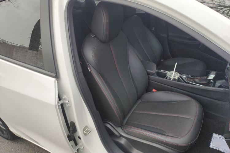 Used Buick Verano 2023 Pro GS Hunter Wind Edition Right Front Seat