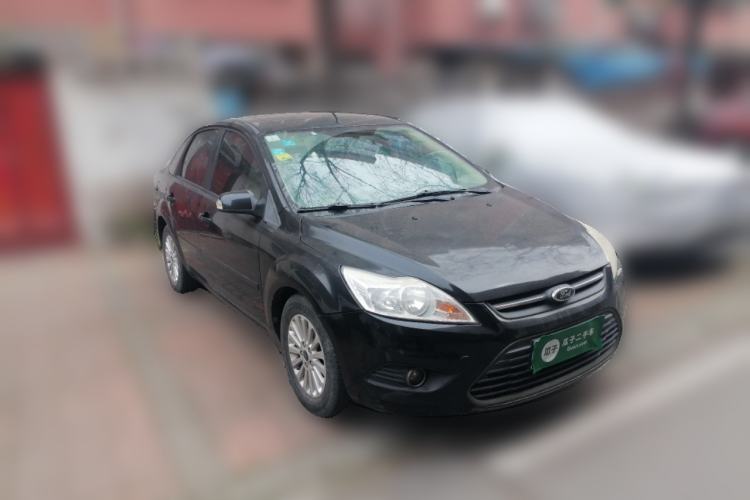 Used Ford Focus 2013 Sedan Classic 1.8L Manual Fashion Edition