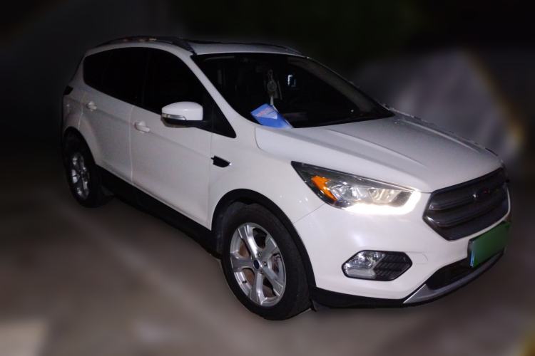 Used Ford Kuga 2017 EcoBoost 180 Two-Wheel-Drive Tiger Leap Model Front Right 45 Deg