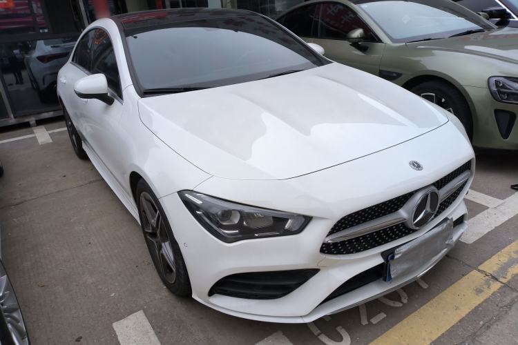 Used Mercedes-Benz CLA 2022 CLA 200 Front Right 45 Deg