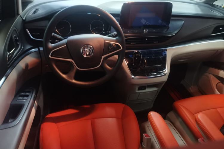 Used Buick GL8 2023 Land Executive Class Comfort Model Steering Wheel