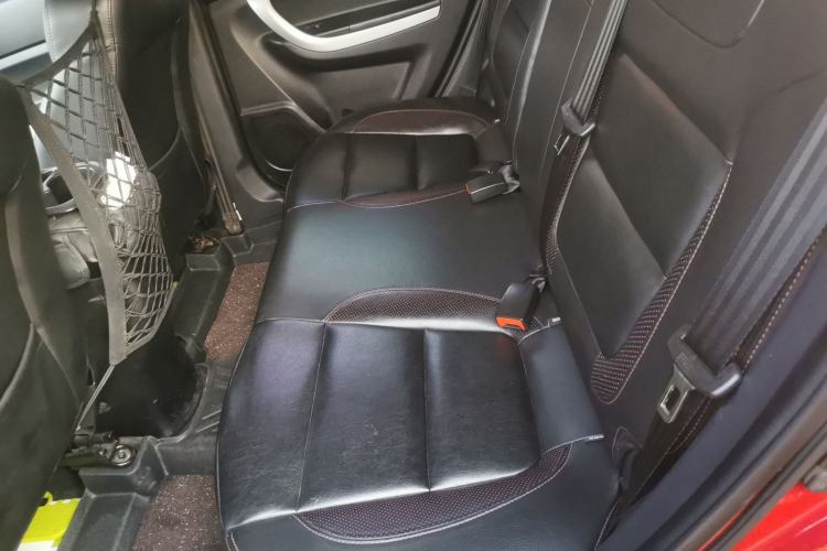 Used CHANGAN CS35 2015 1.6L Automatic Luxury Model China IV Standard
