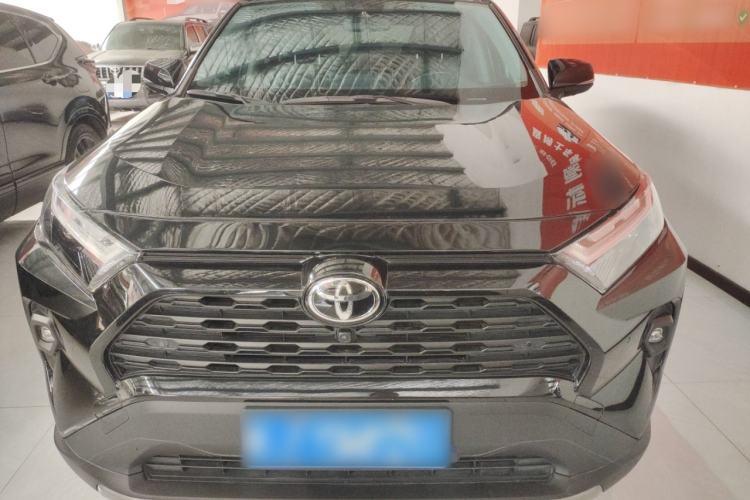 Used Toyota RAV4 2023 2.0L CVT Two-Wheel Drive Fashion Plus Edition
