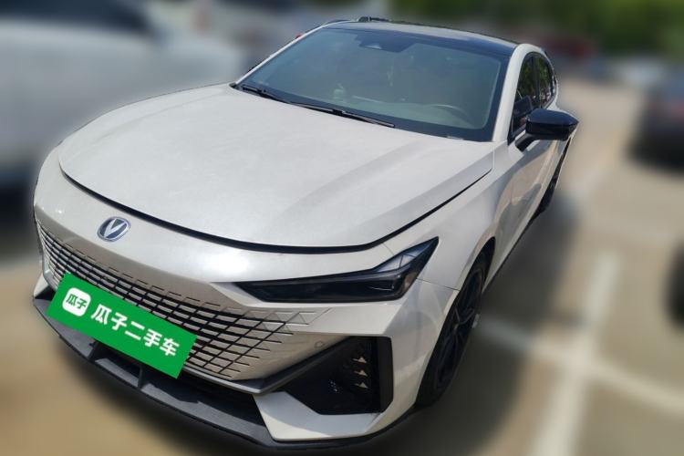 Used CHANGAN UNI-V 2023 1.5T Prestige Model