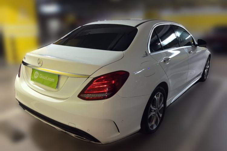 Used Mercedes-Benz C-Class 2018 C 180 L Fashion Edition Sport Version Rear Right 45 Deg