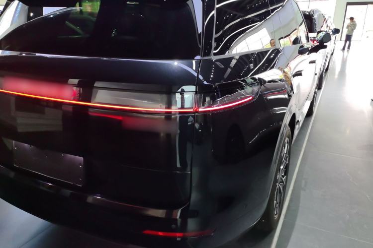 Used Lynk & Co 900 2025 2.0T Ultra
