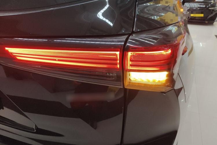 Used Toyota Crown Kluger 2021 2.5L HEV Two-Wheel Drive Entry Version
