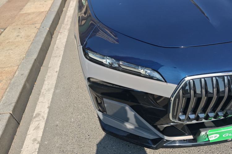 Used BMW i7 2023 xDrive60L M Sport Package