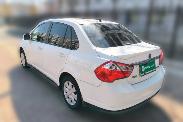 Used Venucia D50 2013 1.6L Manual Fashion Edition

