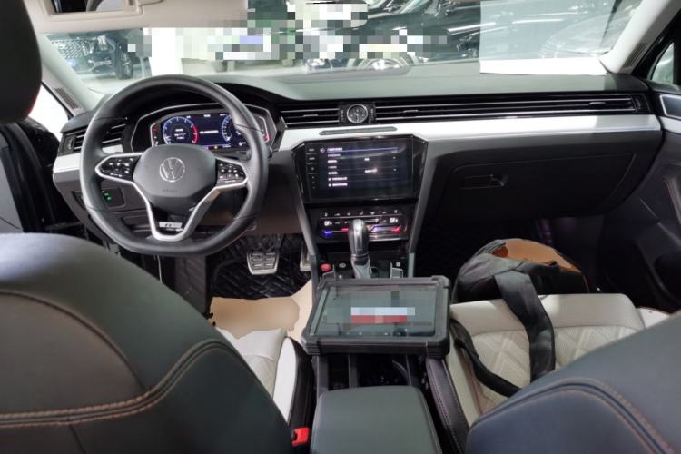 Used Volkswagen Magotan 2023 2 Million Units Commemorative Edition 330TSI DSG Luxury Version